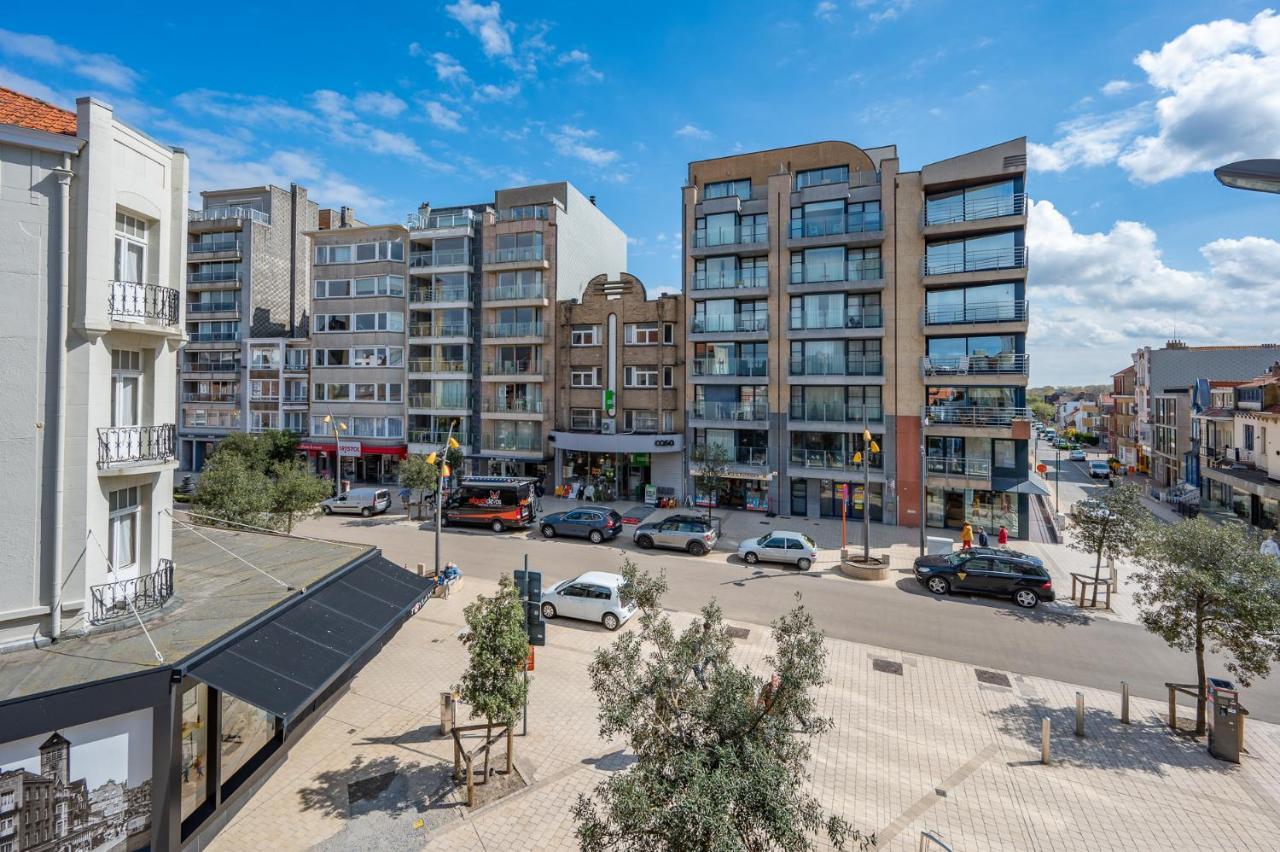 Vakantie Appartement Sahara - Residentie Lindo II De Panne Luaran gambar